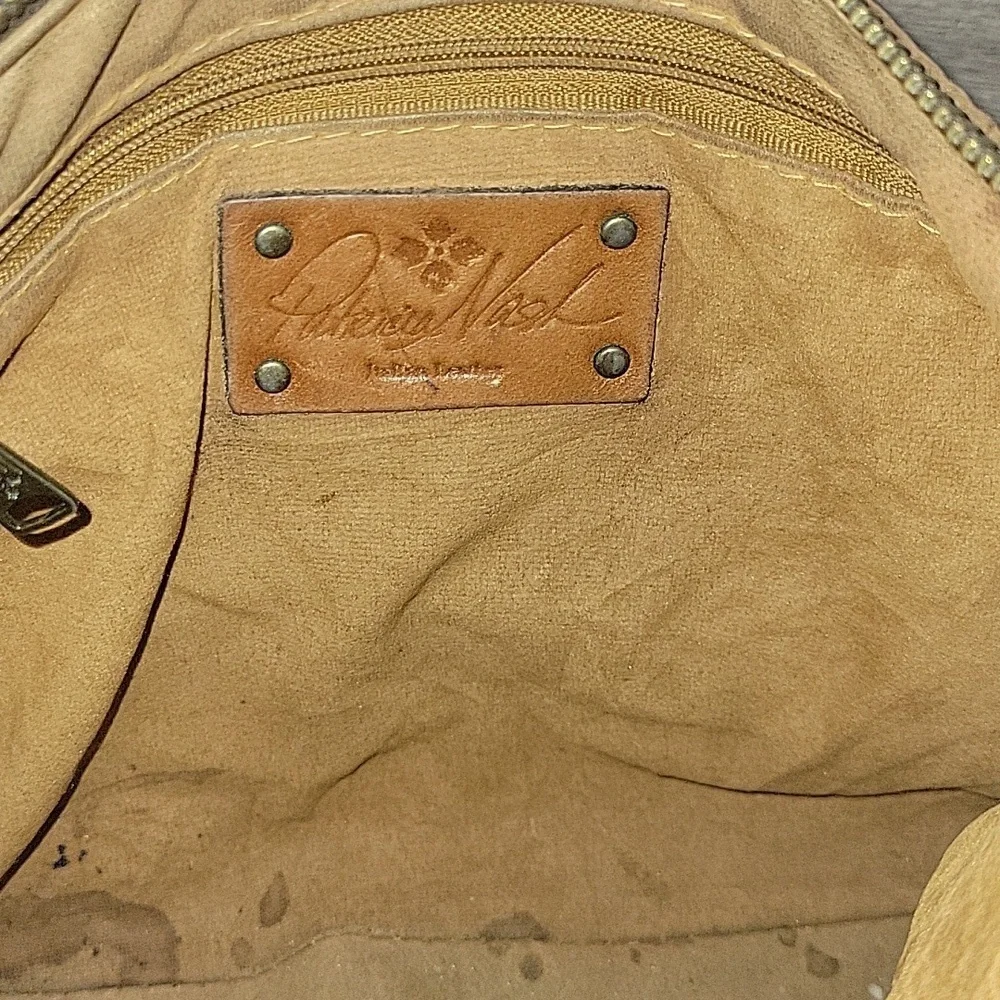Patricia Nash Vintage Inspired Brown Leather Women Bag